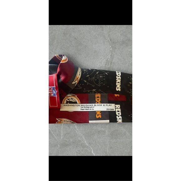 Ralph Marlin & Co. Mens Multicolor Washington Red Skin Block & Play Neck Tie - Picture 11 of 16